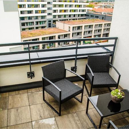 The Town Hall Residence -Welcome Home Apartment-Free Outdoor Parking-Ac 科希策 外观 照片