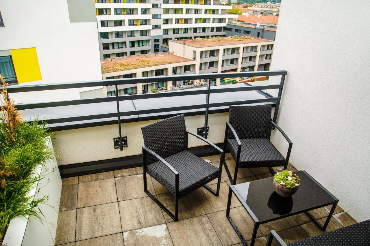 The Town Hall Residence -Welcome Home Apartment-Free Outdoor Parking-Ac 科希策 外观 照片