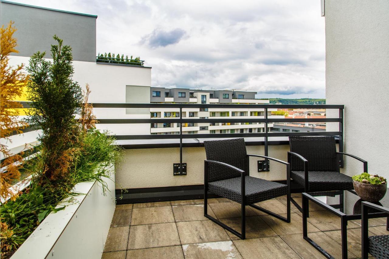 The Town Hall Residence -Welcome Home Apartment-Free Outdoor Parking-Ac 科希策 外观 照片