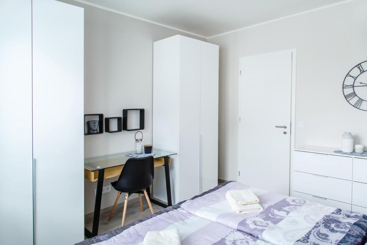 The Town Hall Residence -Welcome Home Apartment-Free Outdoor Parking-Ac 科希策 外观 照片